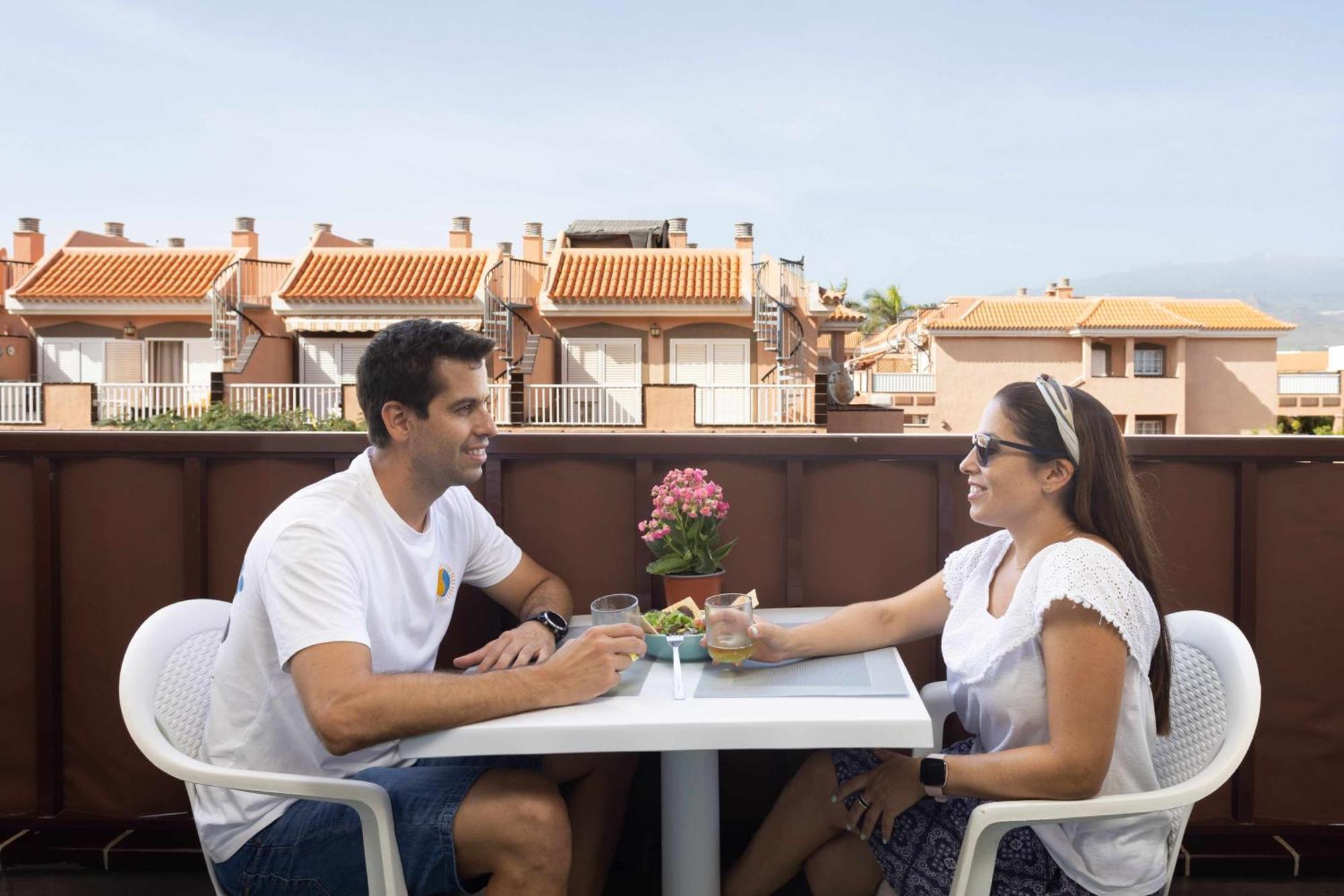 Апартаменты Agradable Piso Con Piscina & Playa Terraza Y Wifi Коста-дель-Силенцио Экстерьер фото